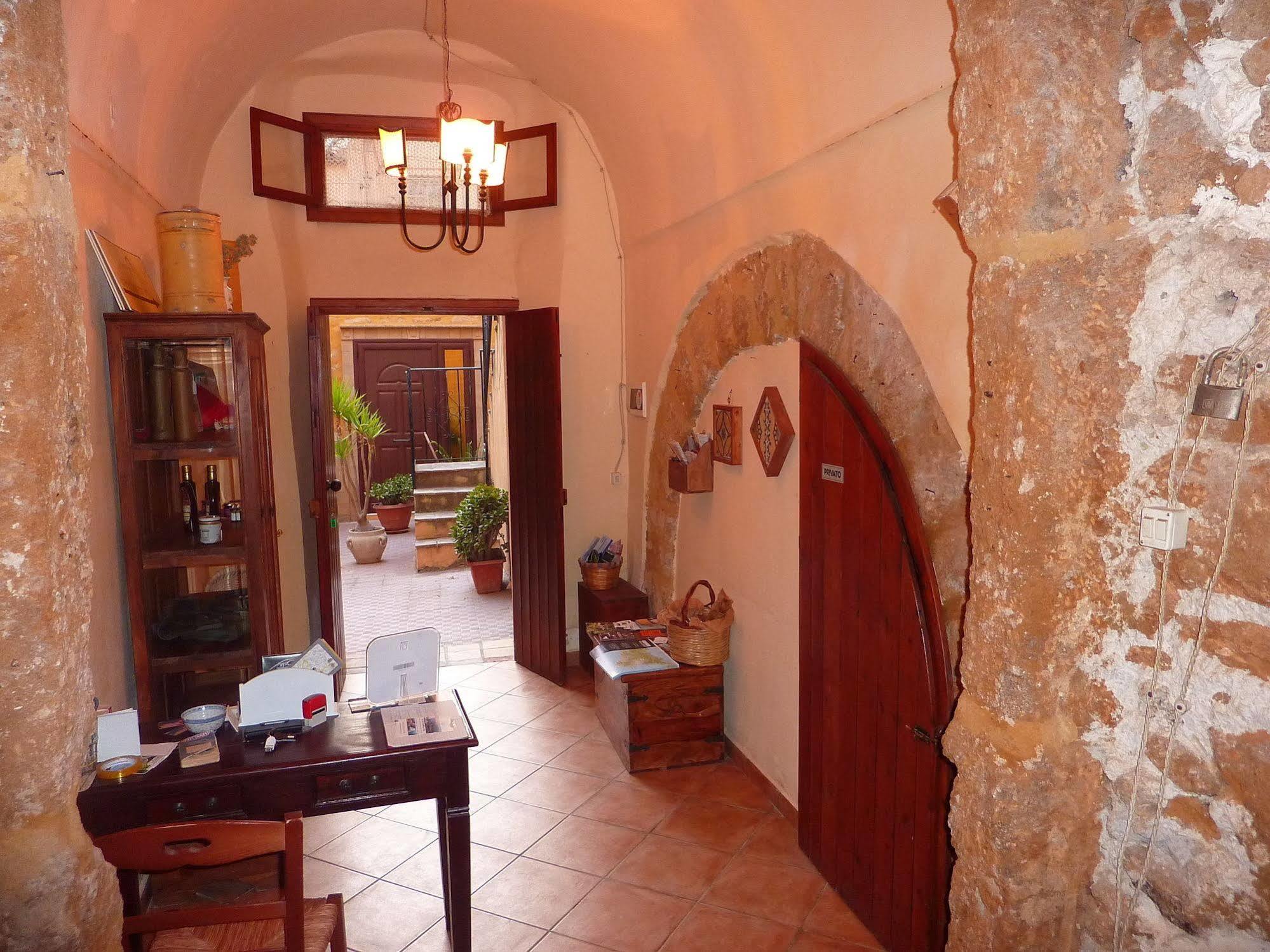 Corte Dei Greci Bed & Breakfast Agrigento Exterior photo